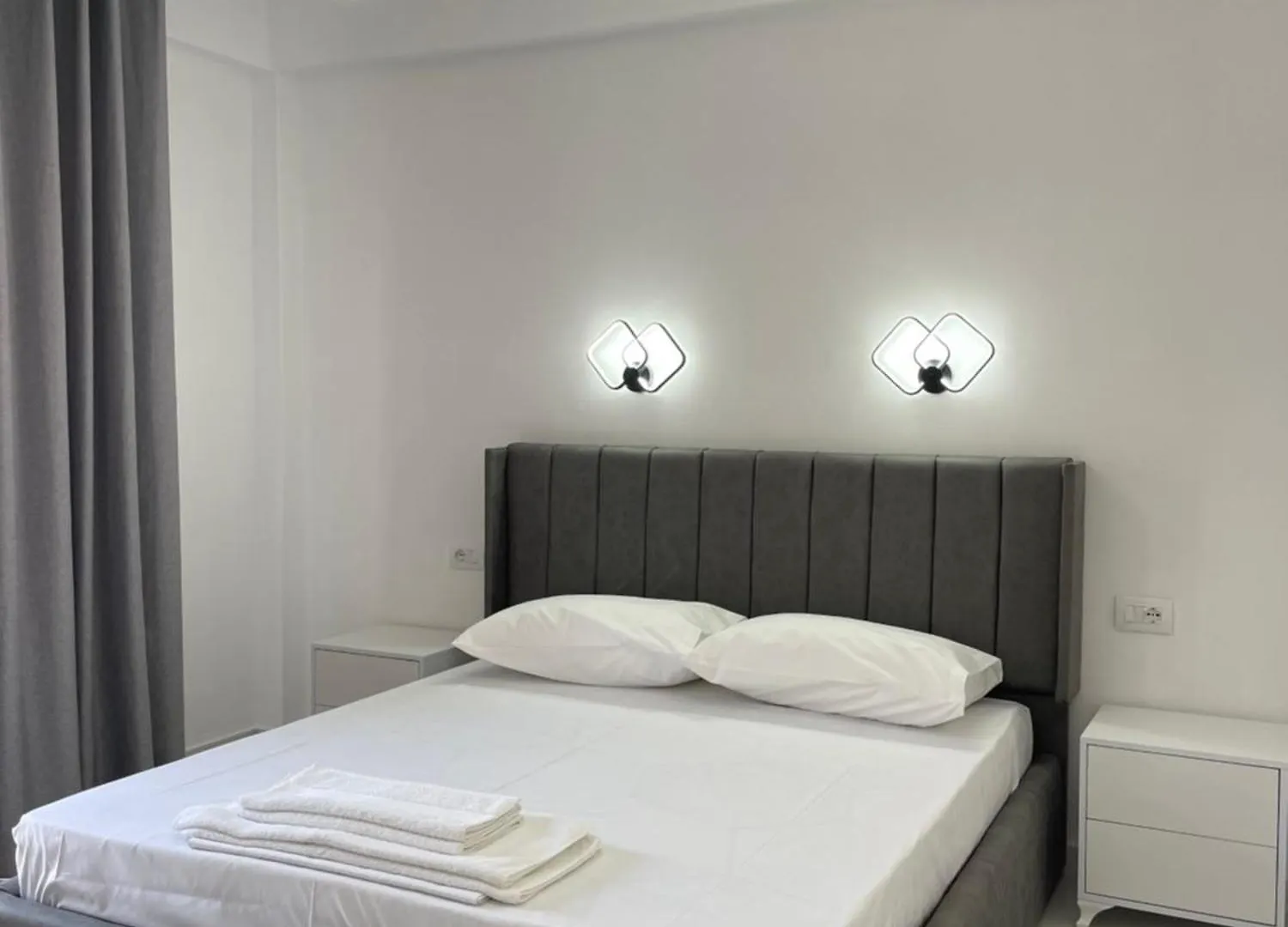 White House Dami Apartment Sarande