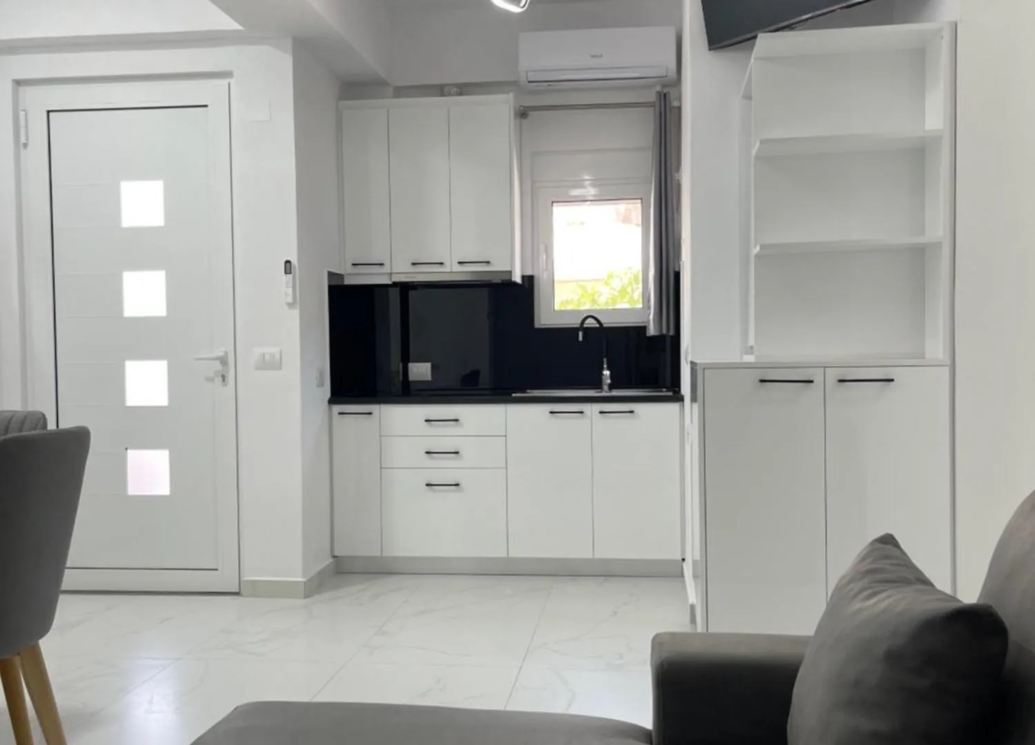 White House Dami Apartment Sarande 0*,  Albania